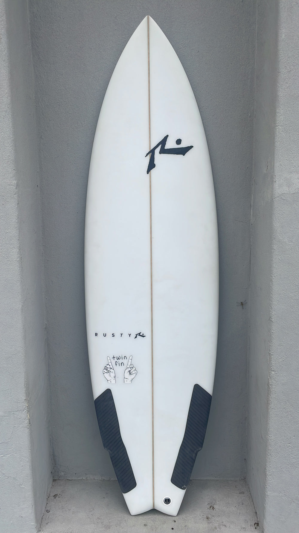 Twin Fin - In Stock