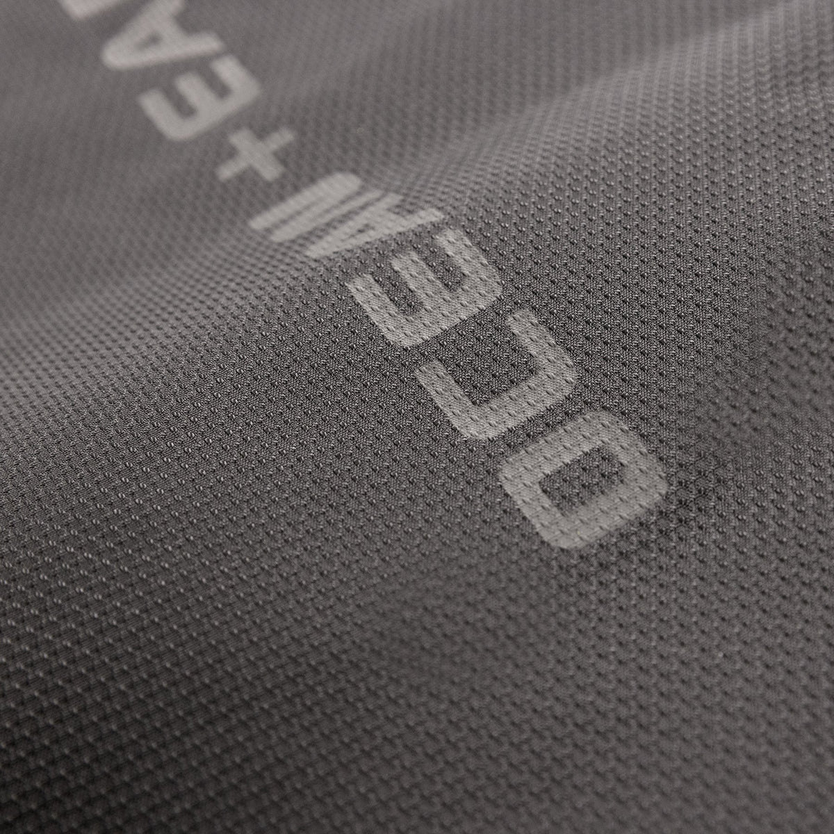 Ocean & Earth APEX Shortboard Travel Cover – 3 Board: outer fabric branding