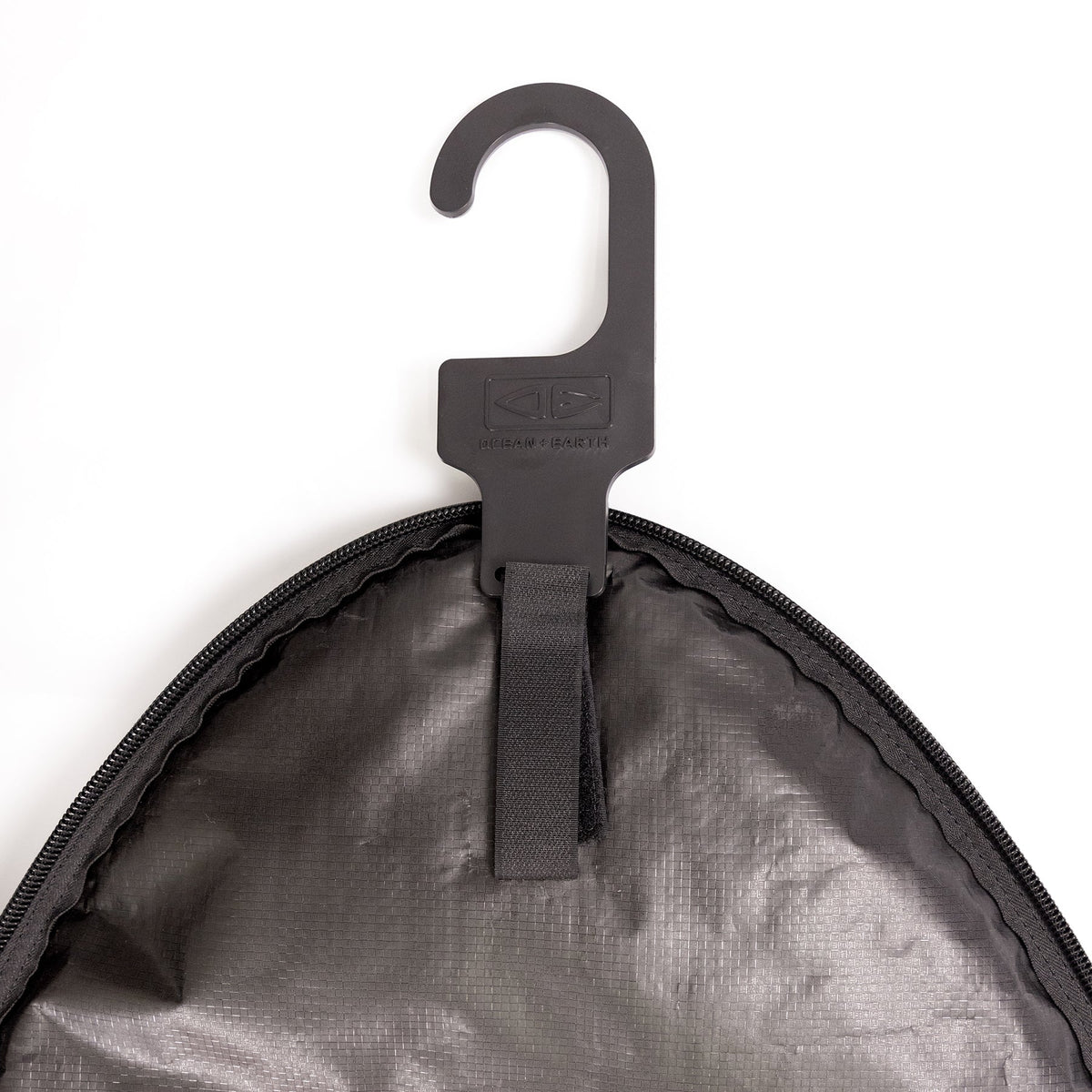Ocean & Earth APEX Shortboard Travel Cover – 3 Board: hanging hook