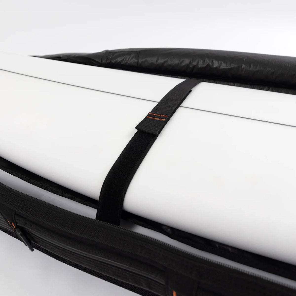 Ocean & Earth HYPA Fish/Short Travel Cover – 4 Board: internal board-retention strap