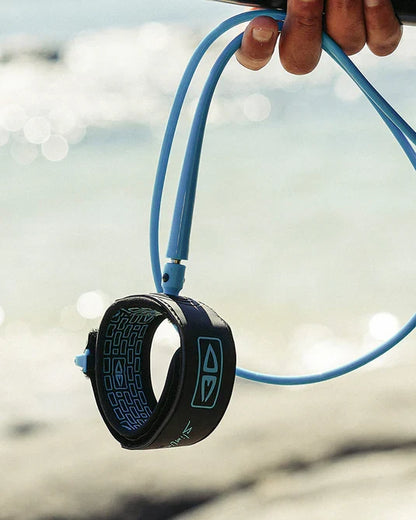 Ocean & Earth Premium One-XT Leash – 6 ft: Blue leash carried on a beach