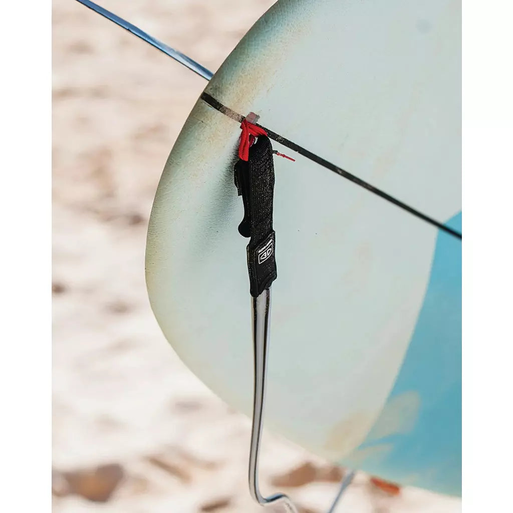 Ocean & Earth Longboard Knee Comp One-XT Leash – 9 ft: rail saver attached to a longboard