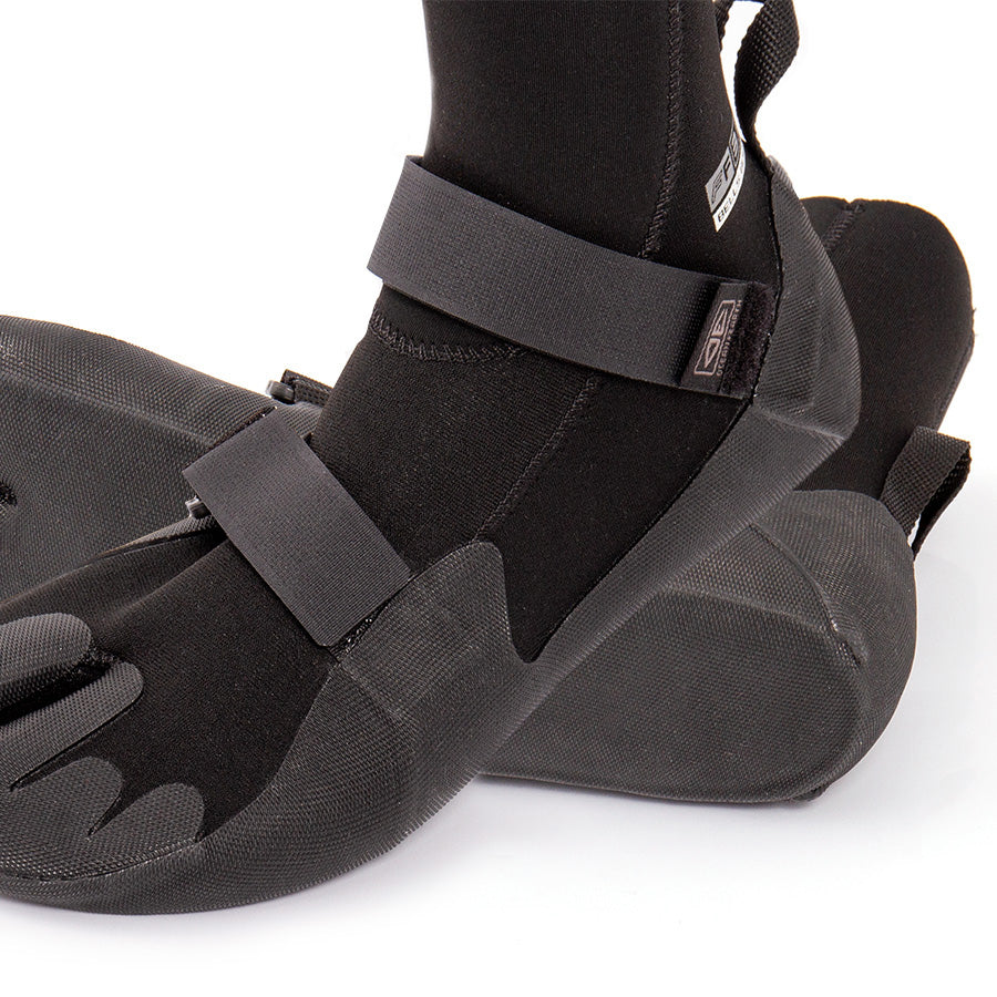 Ocean & Earth Bells 3 mm Split-Toe Booties: instep fastening detail
