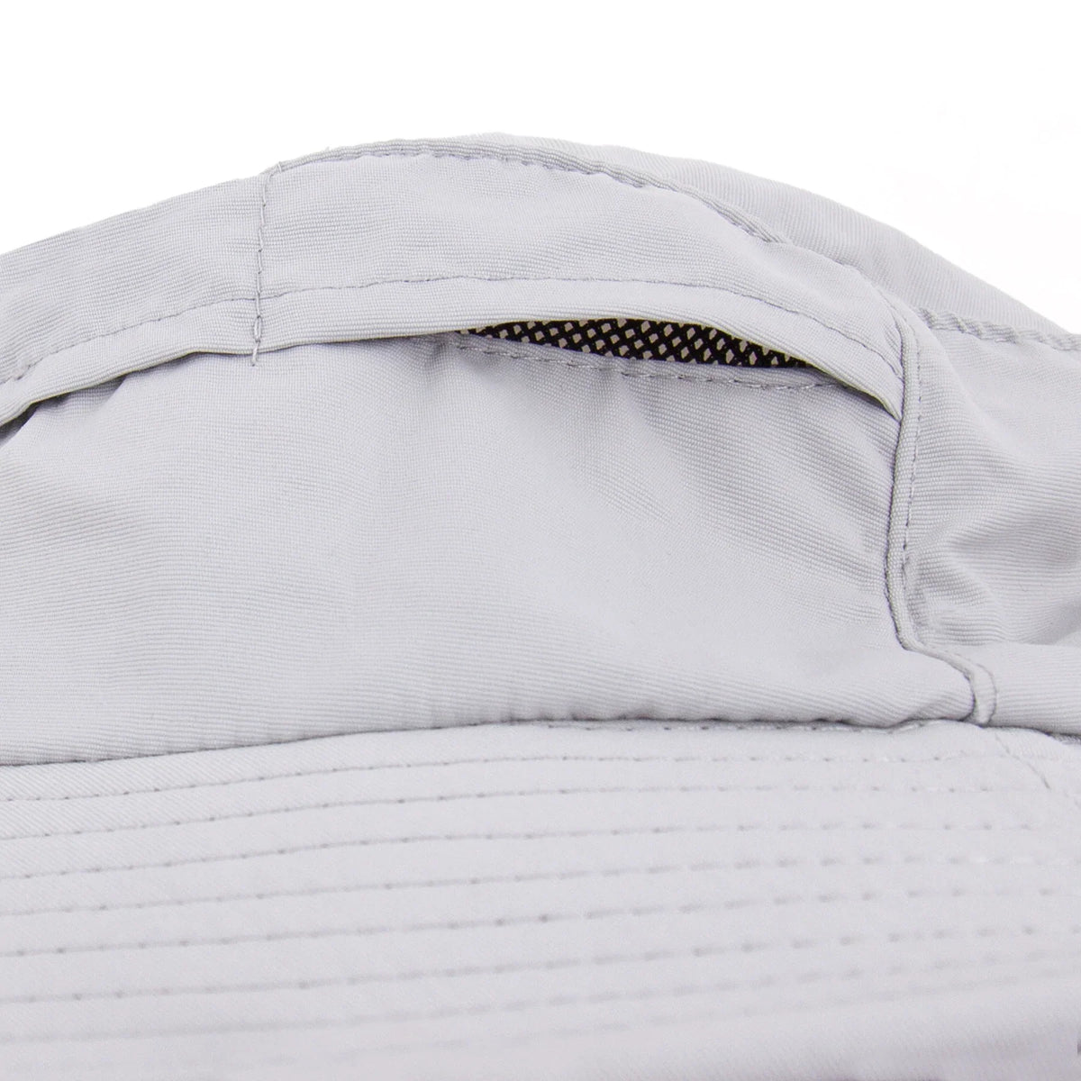 Ocean & Earth Indo Stiff Peak Surf Hat: Rear mesh drainage vent detail