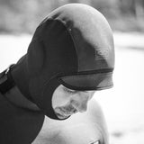 Ocean & Earth Free Flex Full Hood – 2 mm: Full hood worn, head close-up