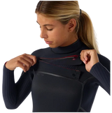 Women's HyperFire 4/3mm Steamer Chest Zip - Black