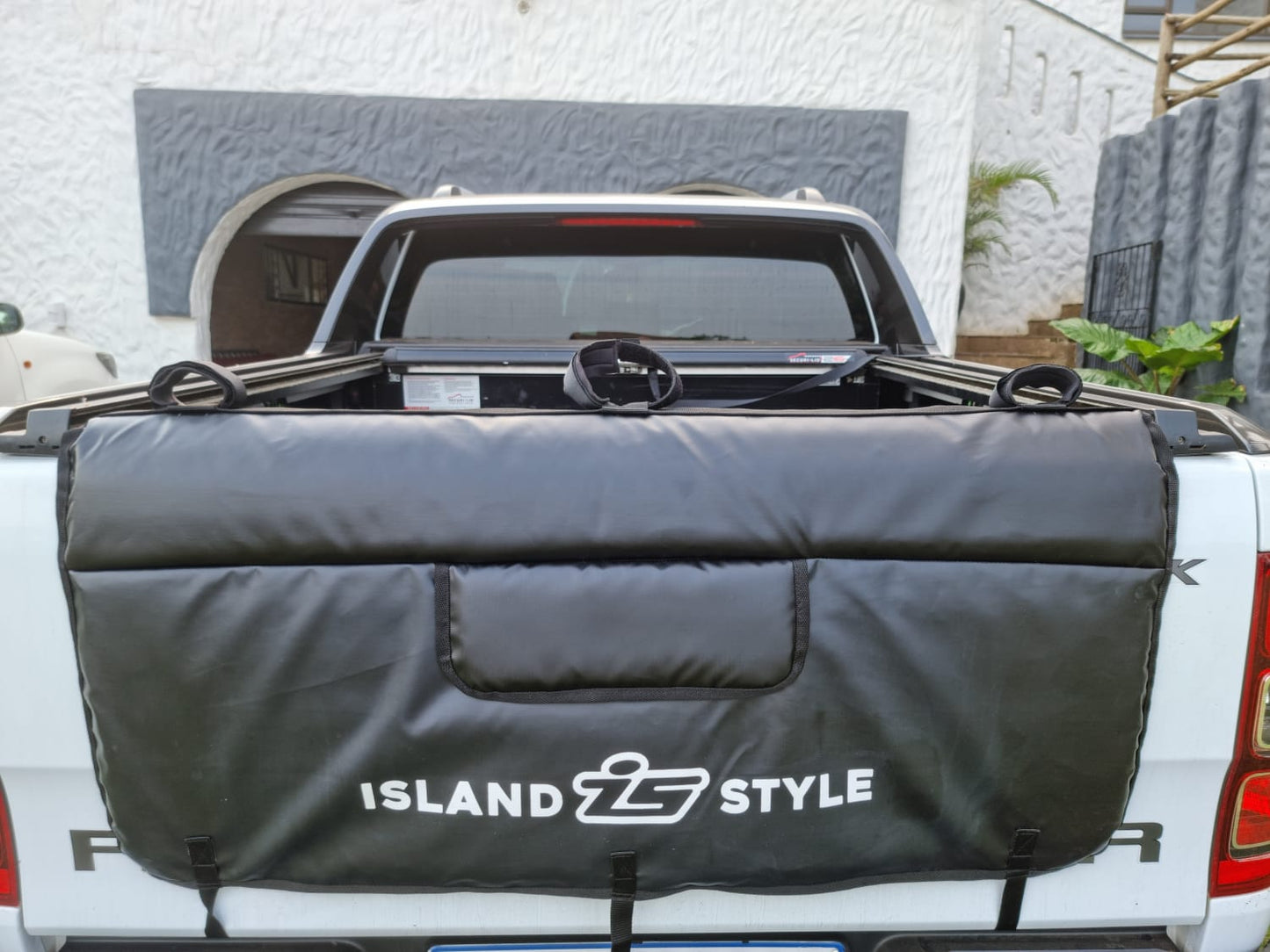 Island Style Padded Tailgate Protector — 3 Bikes - Island Style