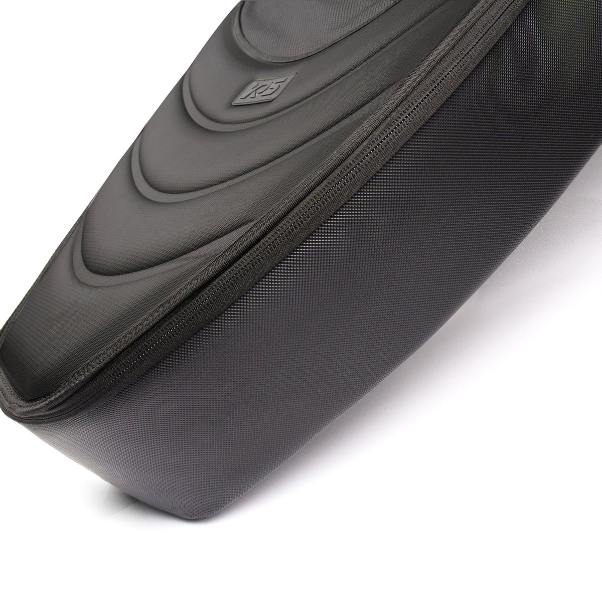Ocean & Earth APEX Shortboard Travel Cover – 3 Board: moulded nose protection close-up
