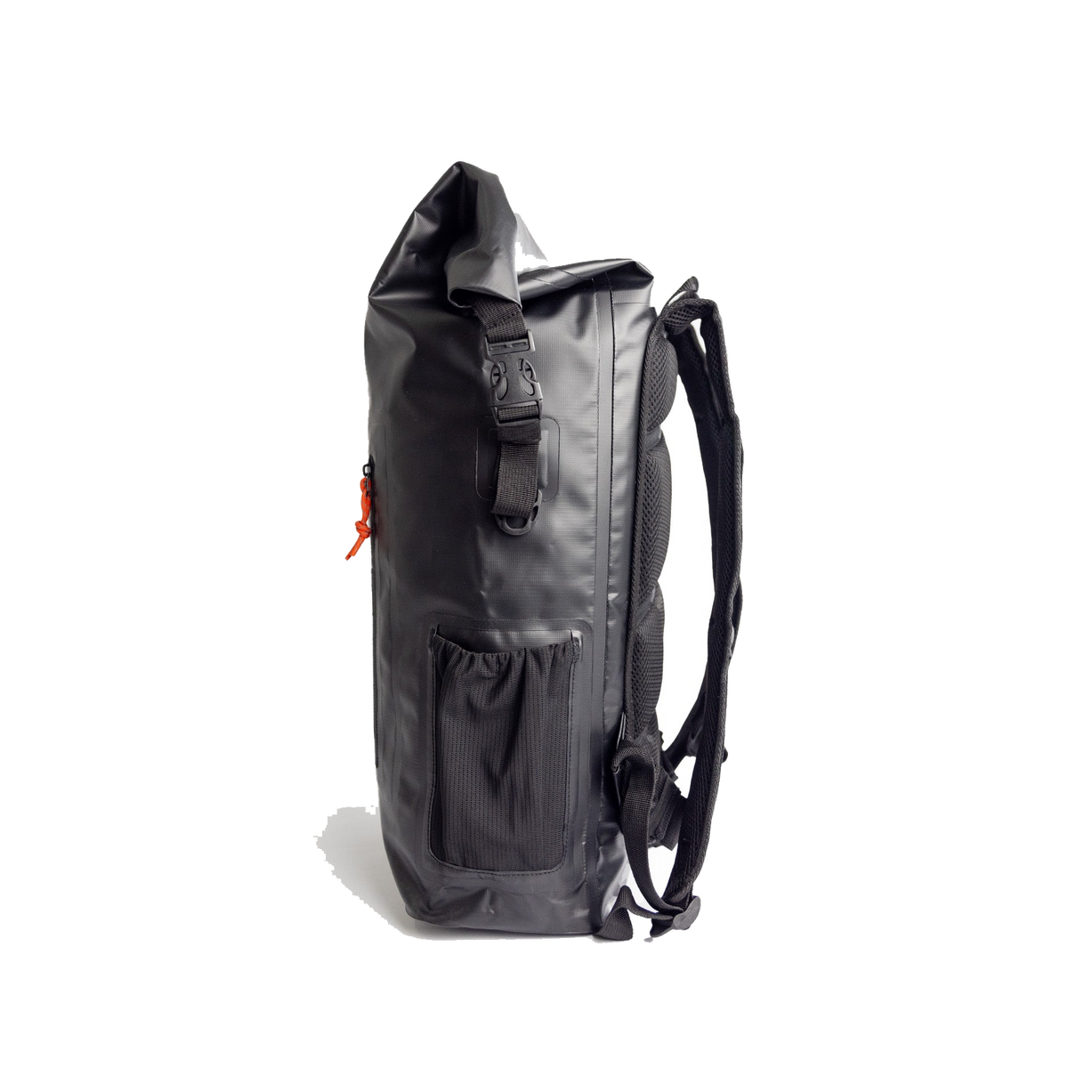 Ocean & Earth Elements 40 L Wetsuit Bag: side profile and harness