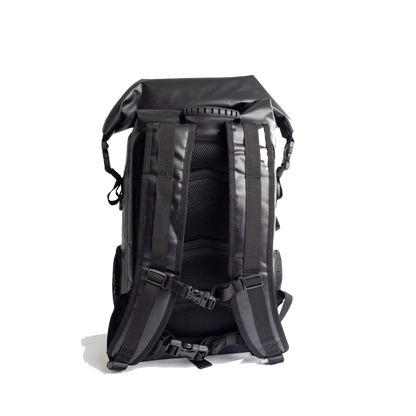 Ocean & Earth Elements 40 L Wetsuit Bag: padded rear panel