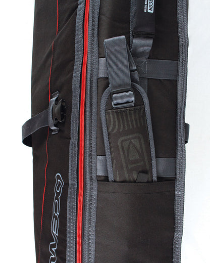 Ocean & Earth Triple Coffin Shortboard Cover: padded shoulder strap