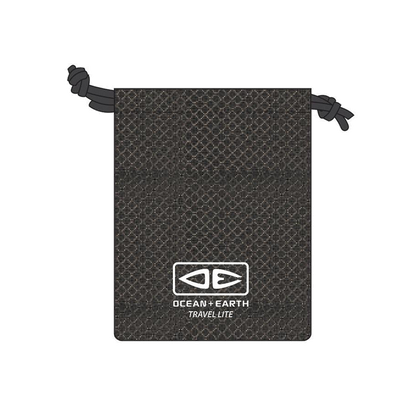 Ocean & Earth Microfibre Travel Lite Towel: Compact mesh travel storage bag